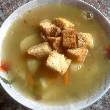 Суп гороховый с домашними сухариками