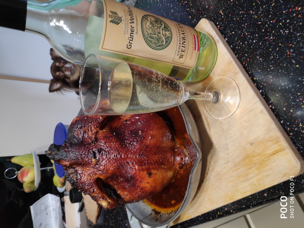 Фаршированная курица в духовке - рецепт с фото