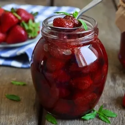 Клубничное варенье в духовке