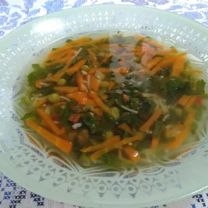 Диетический суп с овощами и вермишелькой