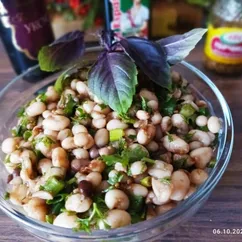 Заправка для салата из фасоли и зелени 🥗