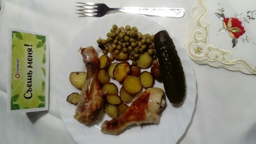 Печеная картошка в кожуре с курочкой в кефире