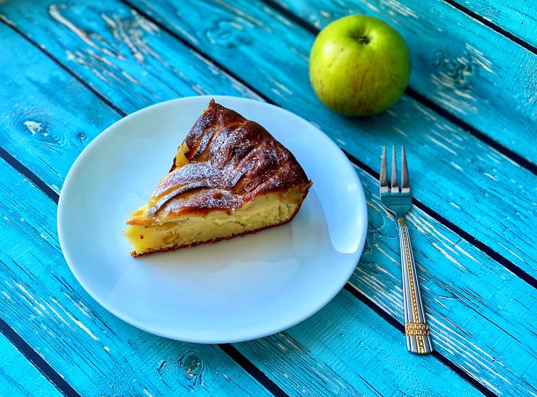 Творожная шарлотка с яблоками😋🍎🍏