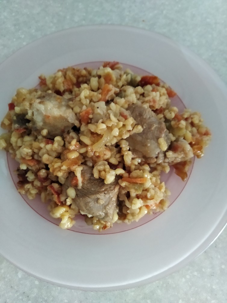 Булгур с овощами и мясом
