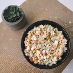 Салат с крабовыми палочками и пекинской капустой🥗