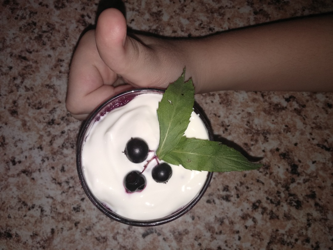 Мусс из черной смородины на манке