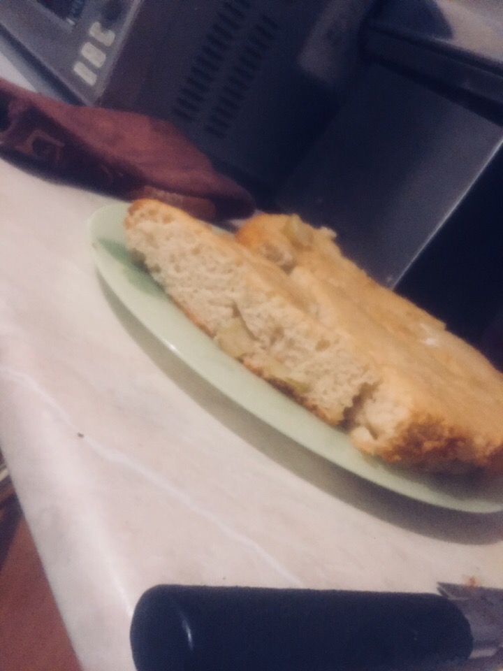 Шарлотка на сметане