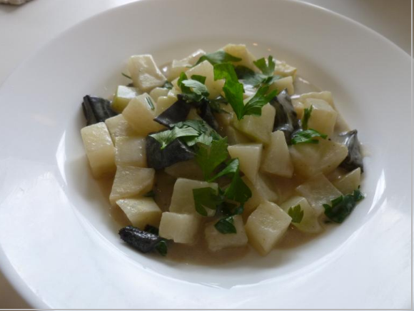 Рагу из кольраби и грибов в сливочном соусе