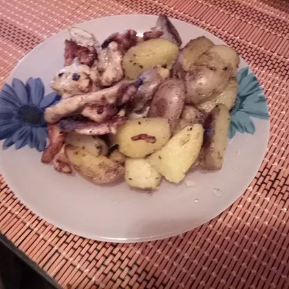 Картошка по деревенски с курицей
