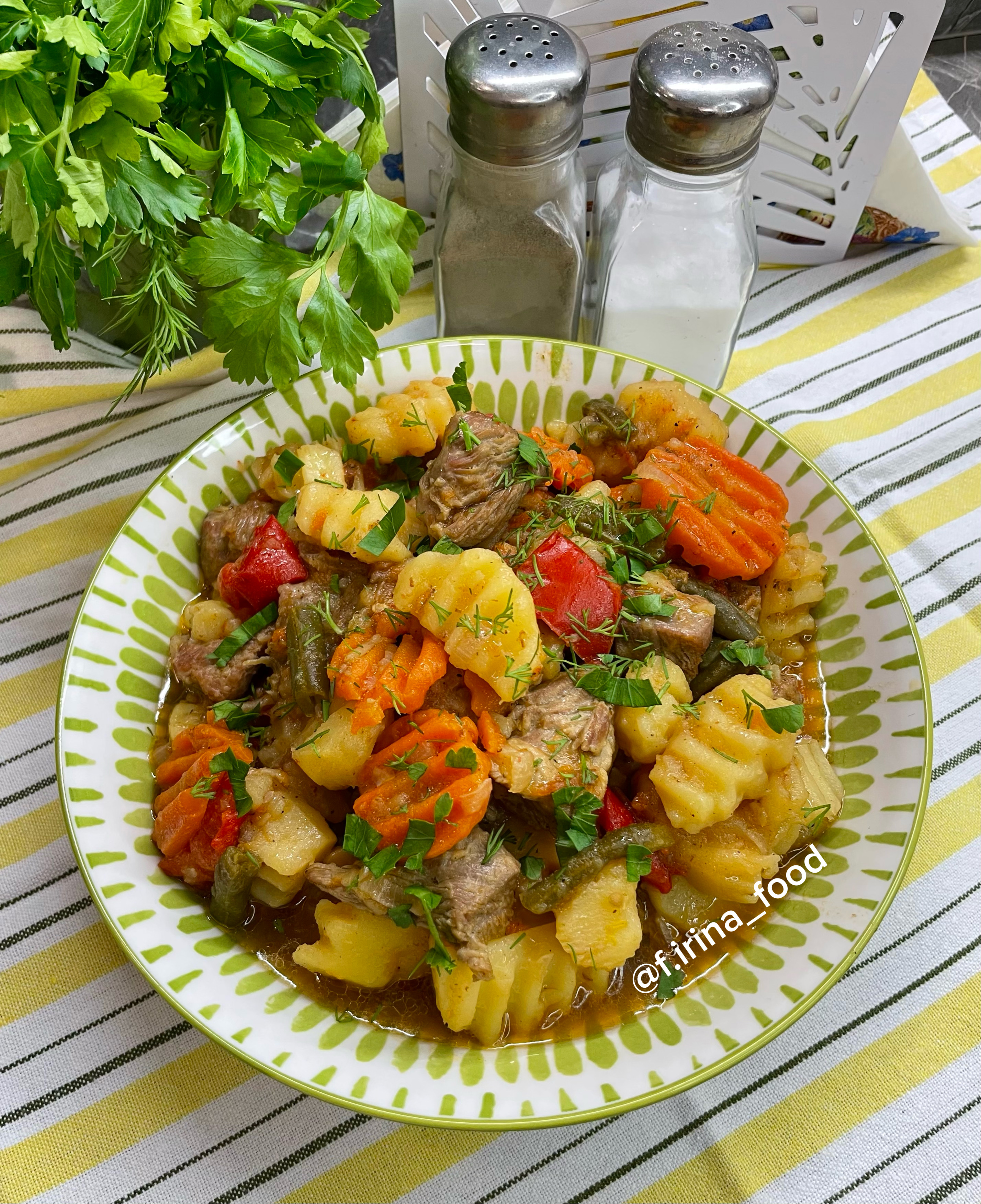 Индейка тушеная с овощами 