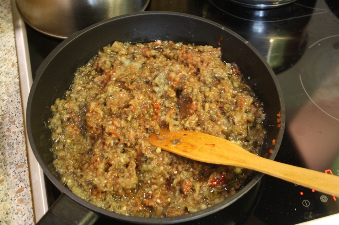 Как приготовить баклажаны на сковороде вкусно и быстро