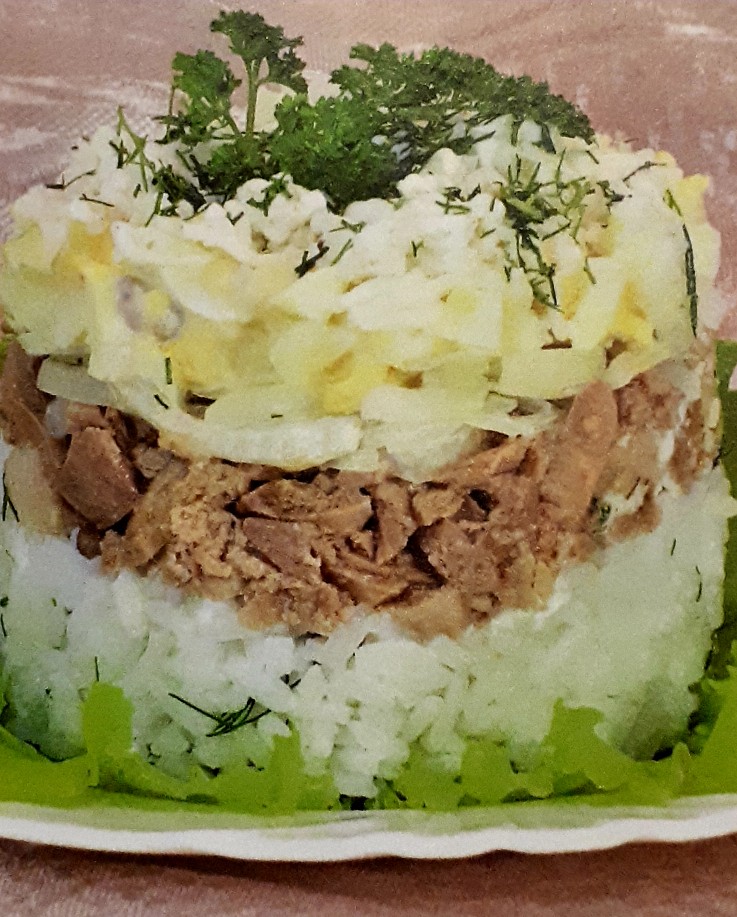 Салат из печени трески с рисом, пошаговый рецепт с фото