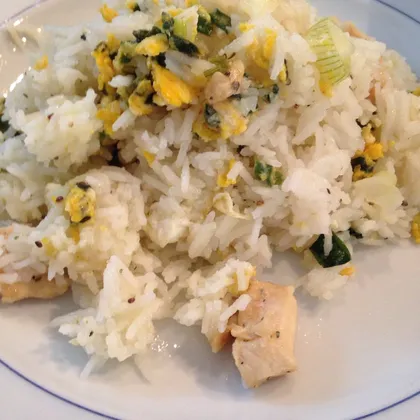 #кулинарныймарафон Рис с яйцом и курицей по - китайски