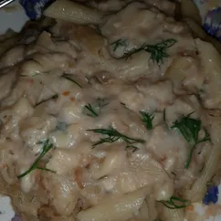 Макароны с сыром и бананово-грушевой пастой