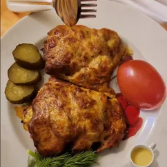 Рыбка под морковно-луковой сырной шапочкой