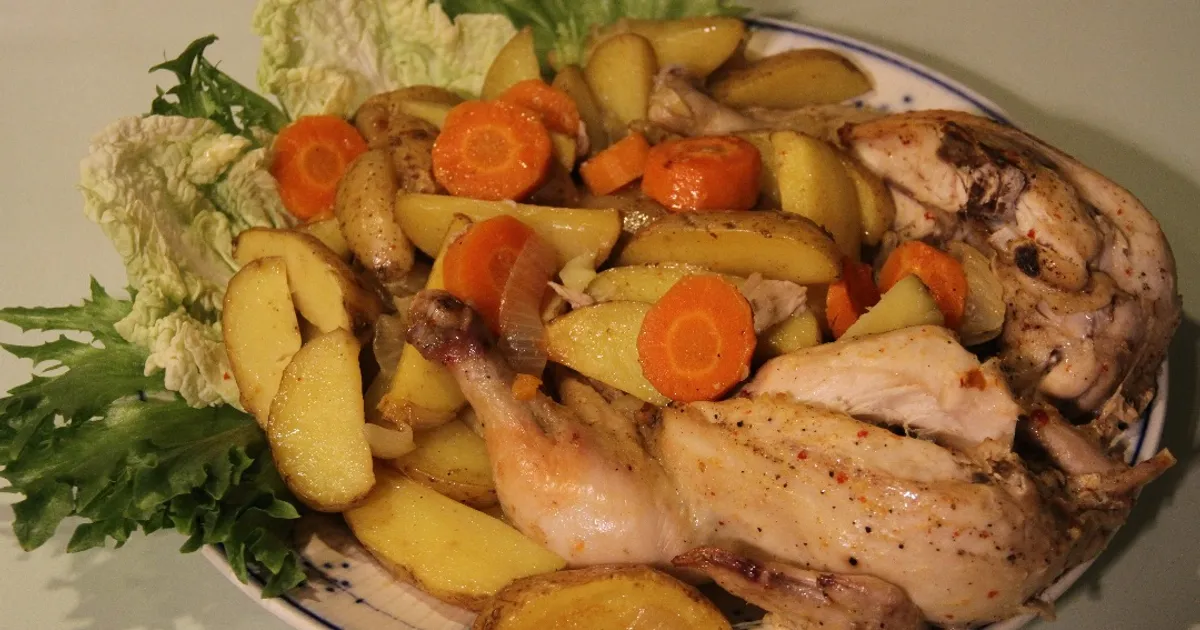 Курица с картошкой в духовке - рецепты с фото на taimyr-expo.ru ( рецептов ) | страница 2