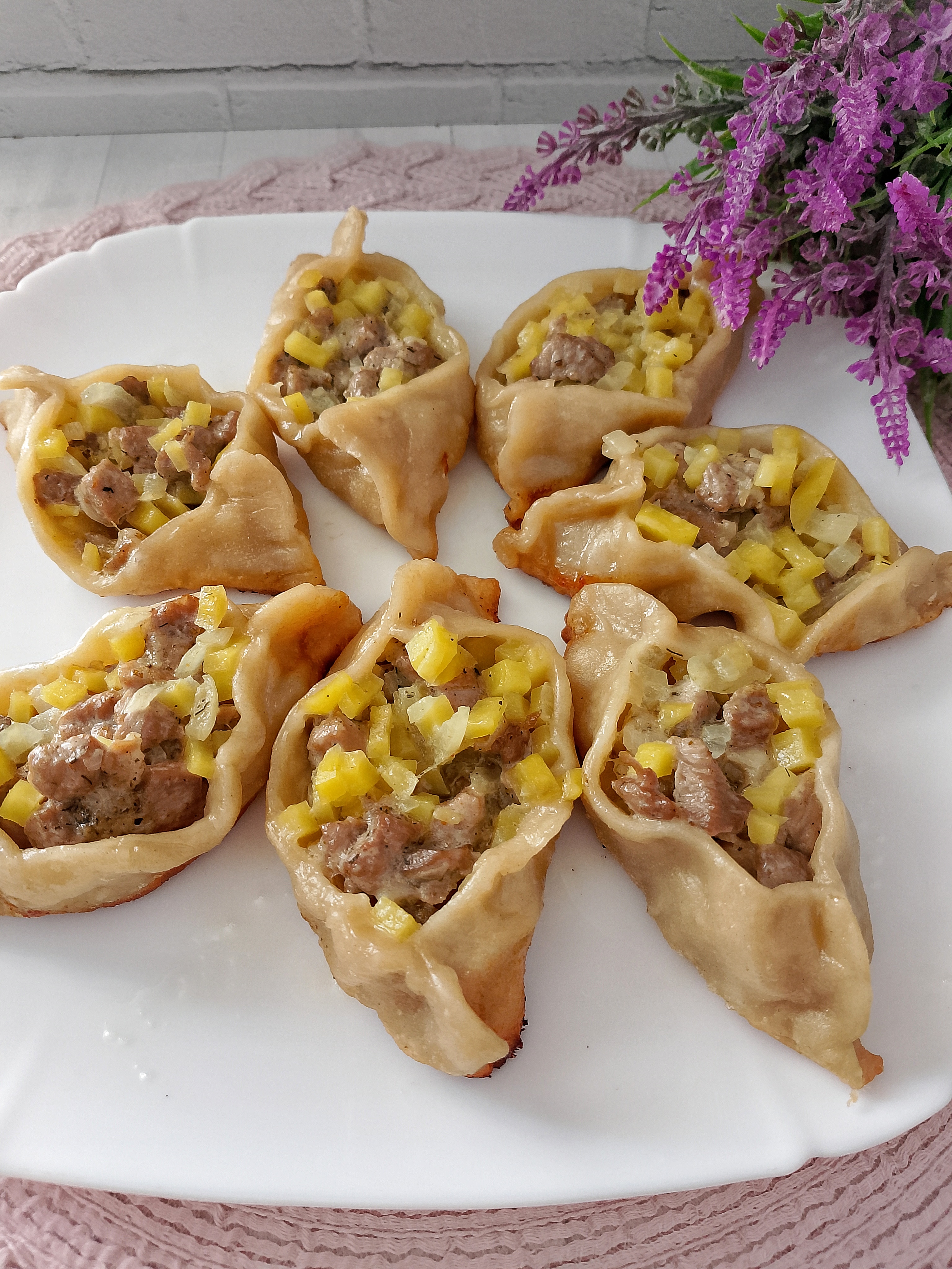 Лодочки из теста с начинкой