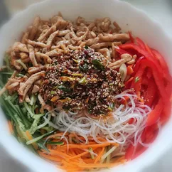 Фунчоза с овощами и мясом