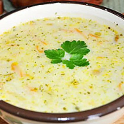 Сырный суп с вермишелью