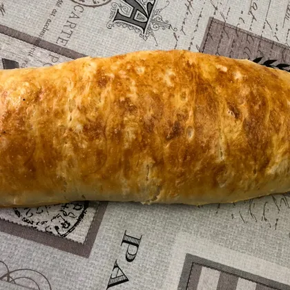 Хлеб в форме батона или большой хот -дог