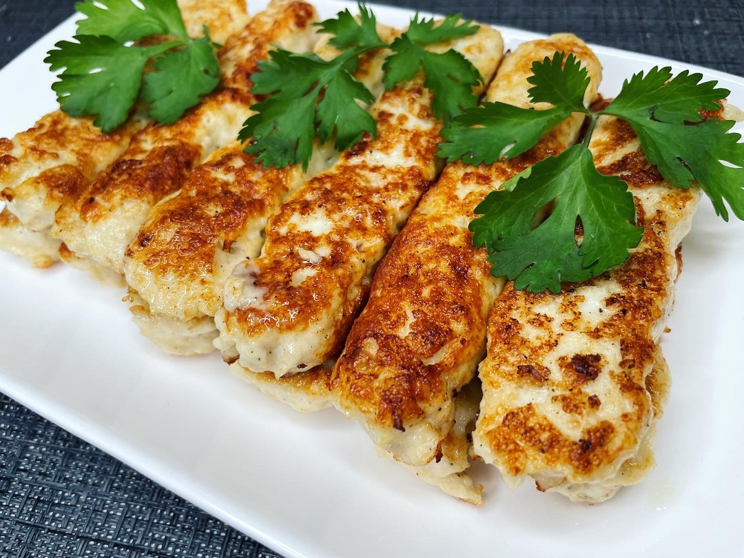 Куриные колбаски по-домашнему. 🤤