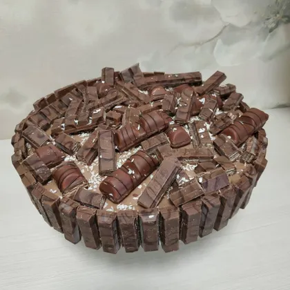 Шоколадный чизкейк kit kat