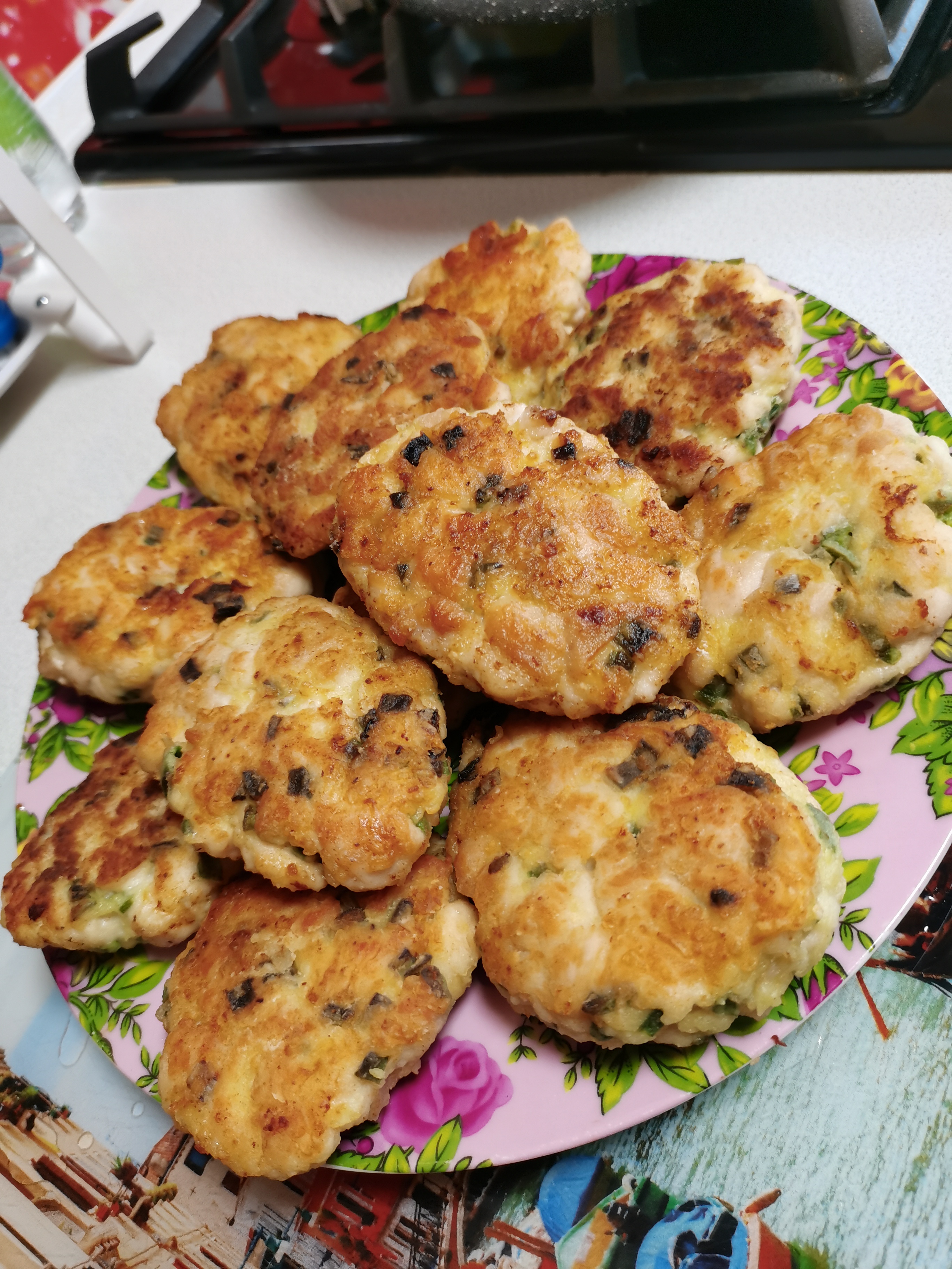 Рубленые котлеты с грудкой и сыром 