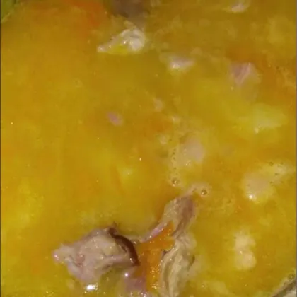 Гороховый суп на рульке