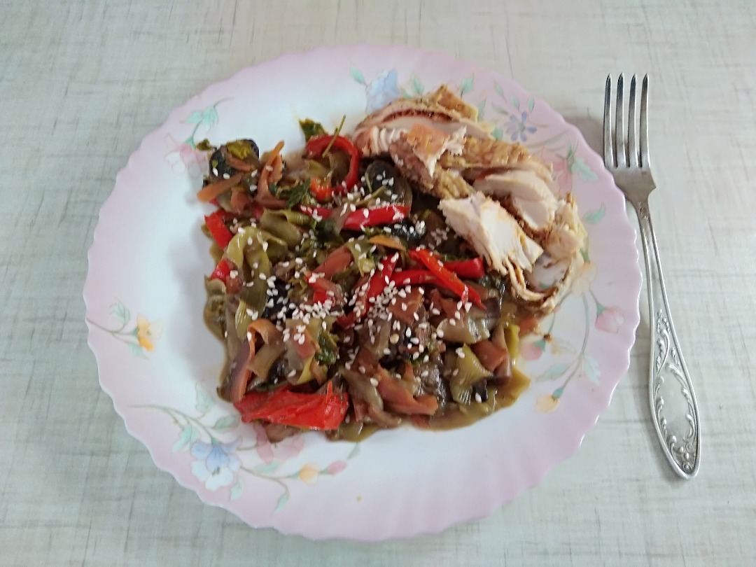 Кабачковая лапша с грибами