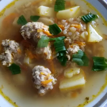 Гречнево-рисовый суп с фрикадельками