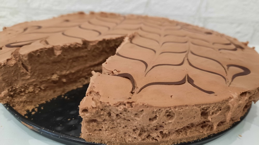Шоколадный торт из печенья без выпечки без сгущенки рецепт с фото пошагово