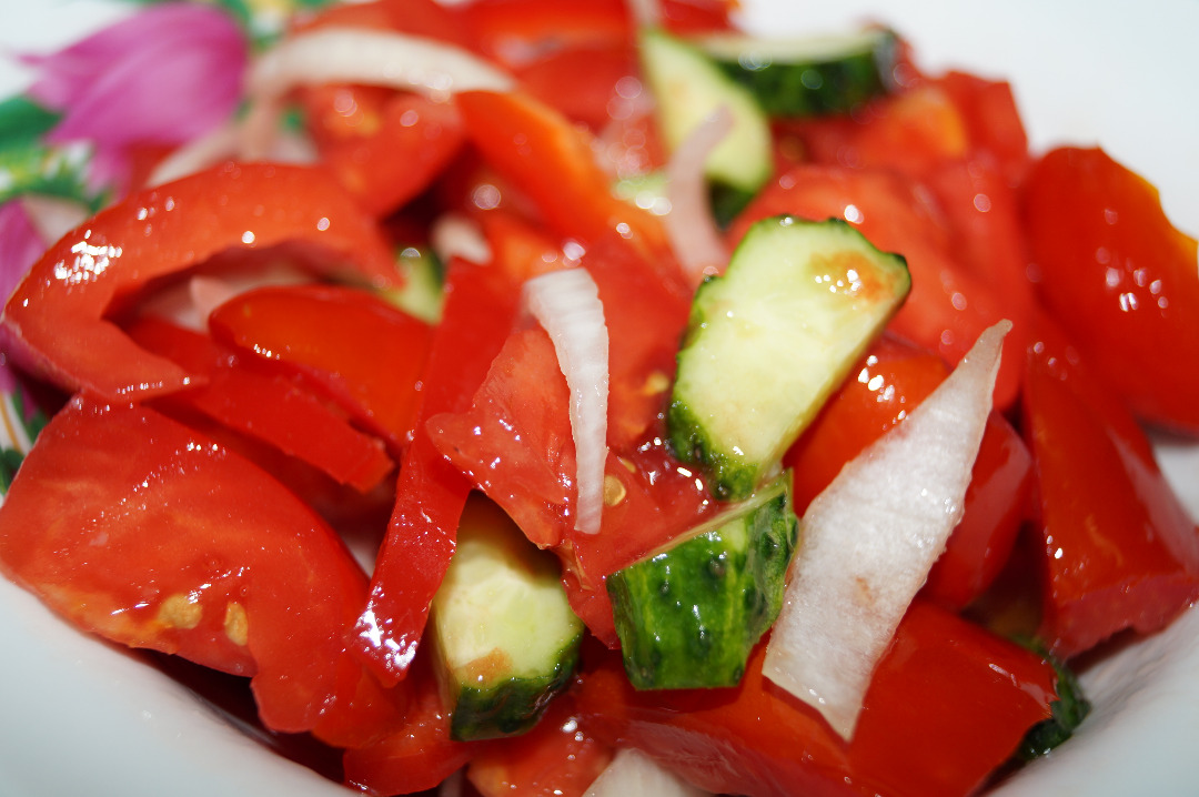 Салат из свежих овощей с постным маслом рецепт с фото пошаговый от ...