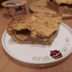 Американский яблочный пирог с сыром "Чеддер" (веганский)