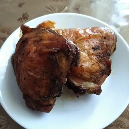 Маринованные куриные бедра запечённые в духовке
