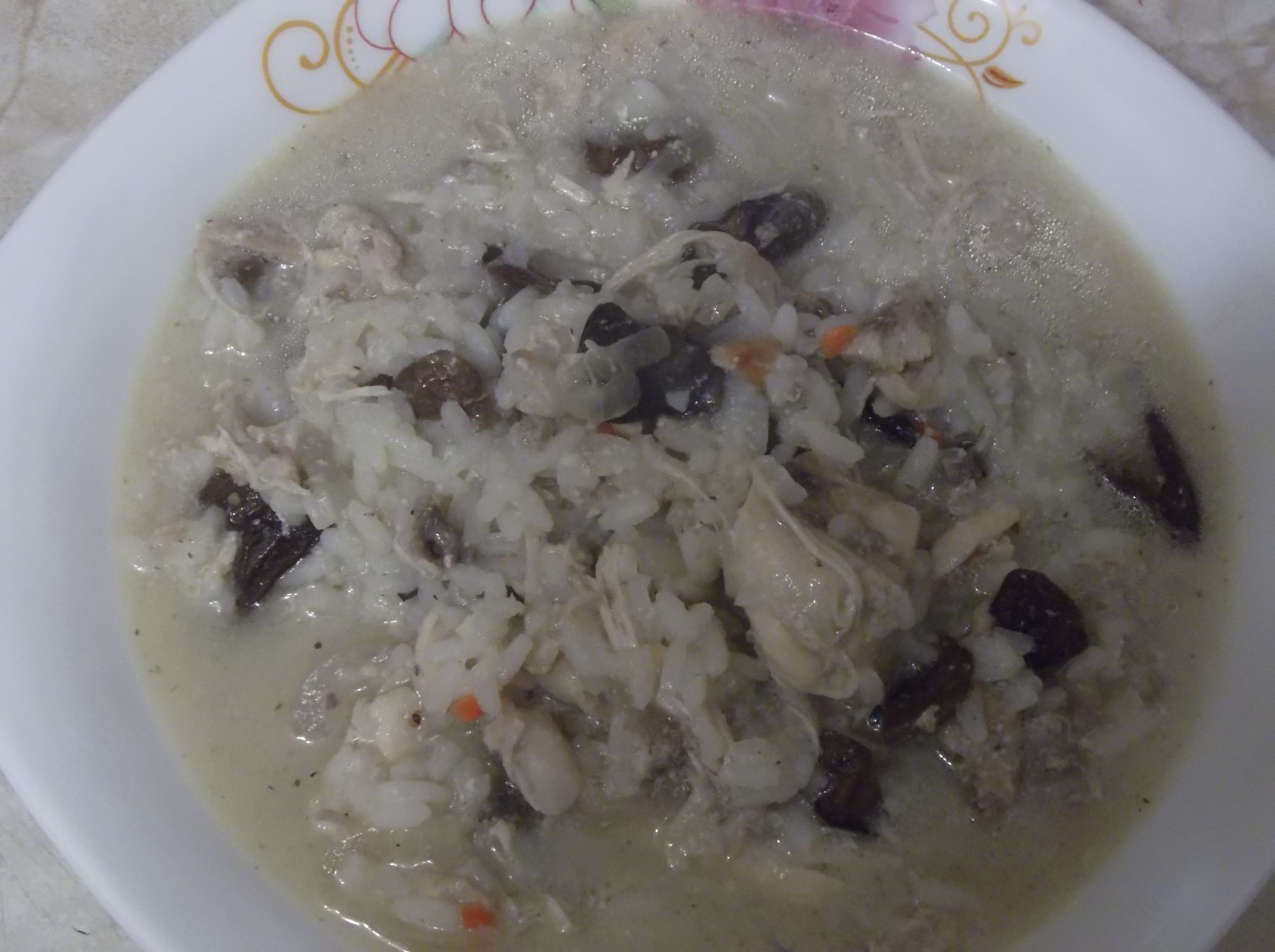 Рис в молочном соусе с лесными грибами и курицей