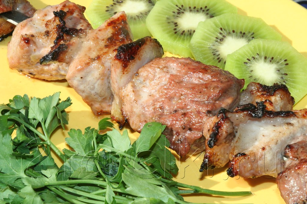 Маринад для шашлыка из свинины с киви: рецепты, отзывы, как мариновать
