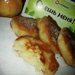 Оладьи с яблоками на кефире🍎🍏🍎