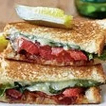 Сэндвич «Завтрак для мужа»