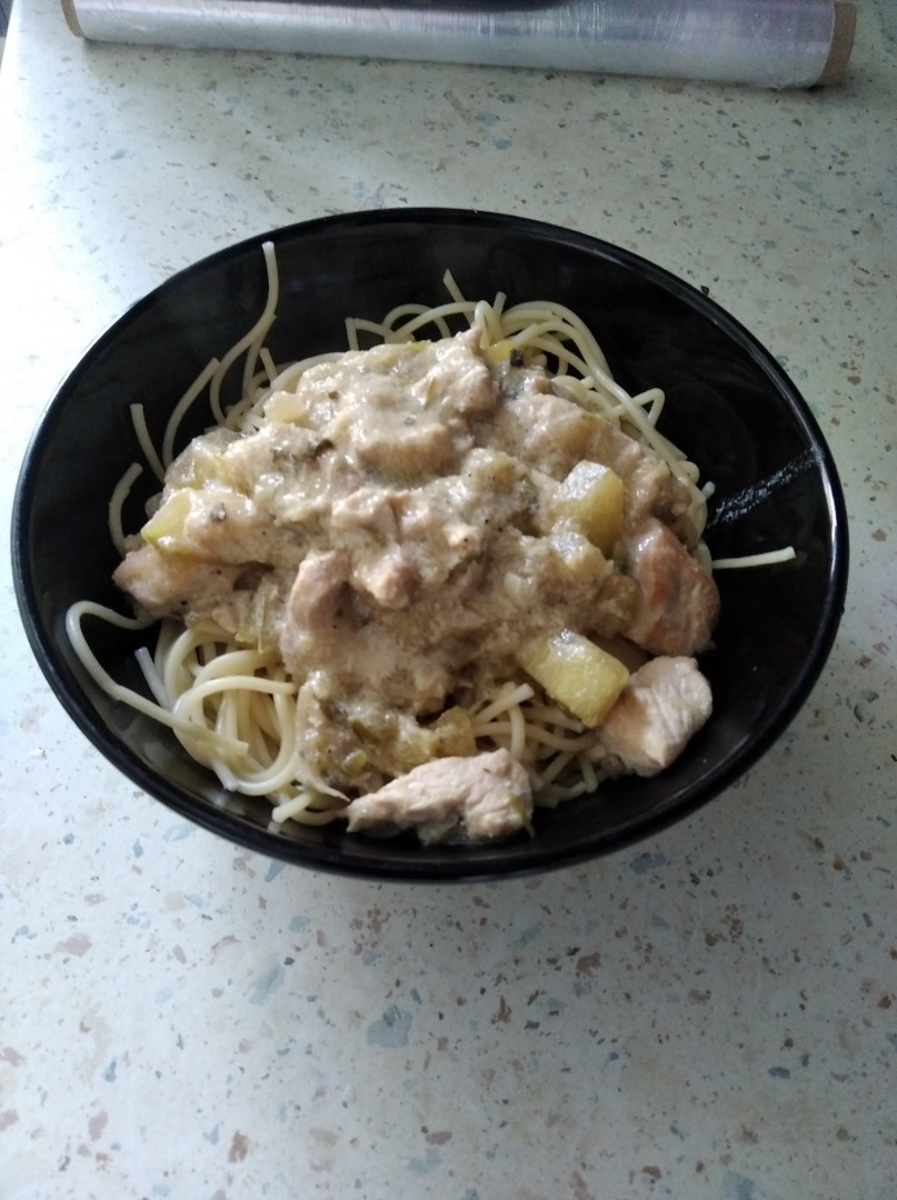 Куриное филе с кабачками