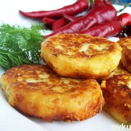 Картофельные котлеты с сыром и укропом