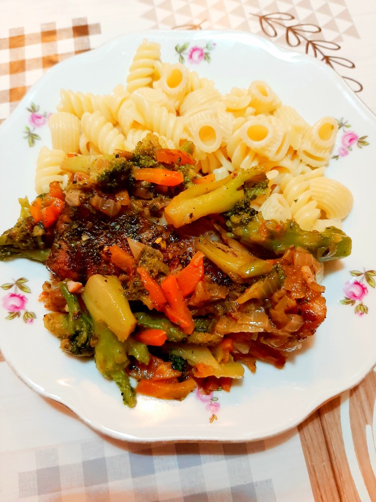 Курица с овощами 🥦