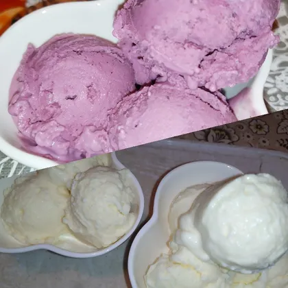 Пломбир и ягодное мороженое в мороженице