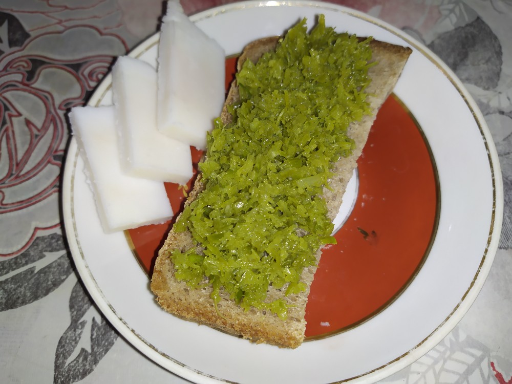 Приправа из чесночных стрелок