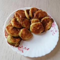 Запечённые кабачки с сыром