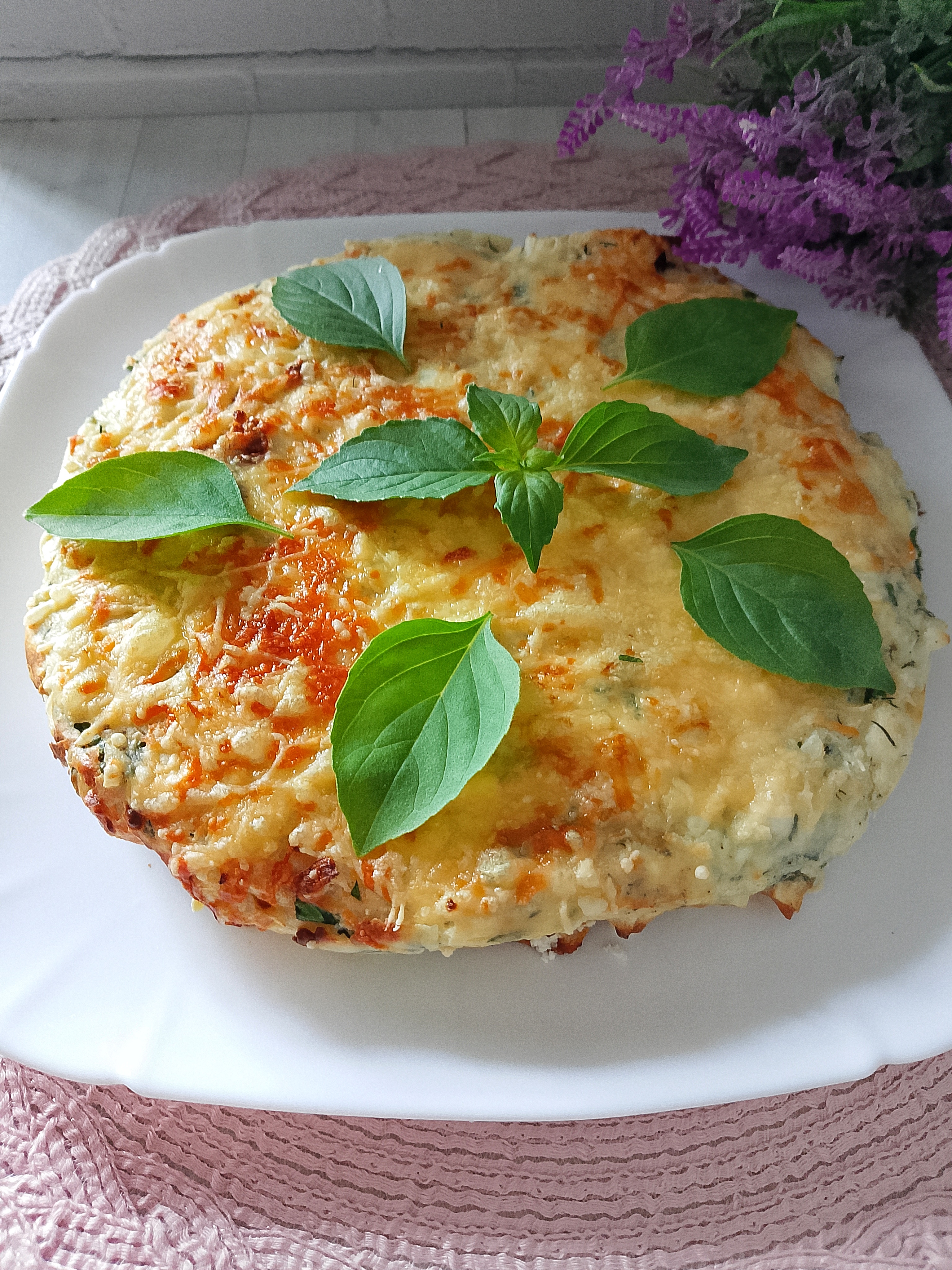 Ленивая ачма с моцареллой и брынзой в аэрогриле