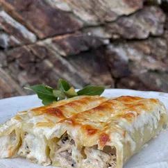 Каннеллони с курицей и шампиньонами