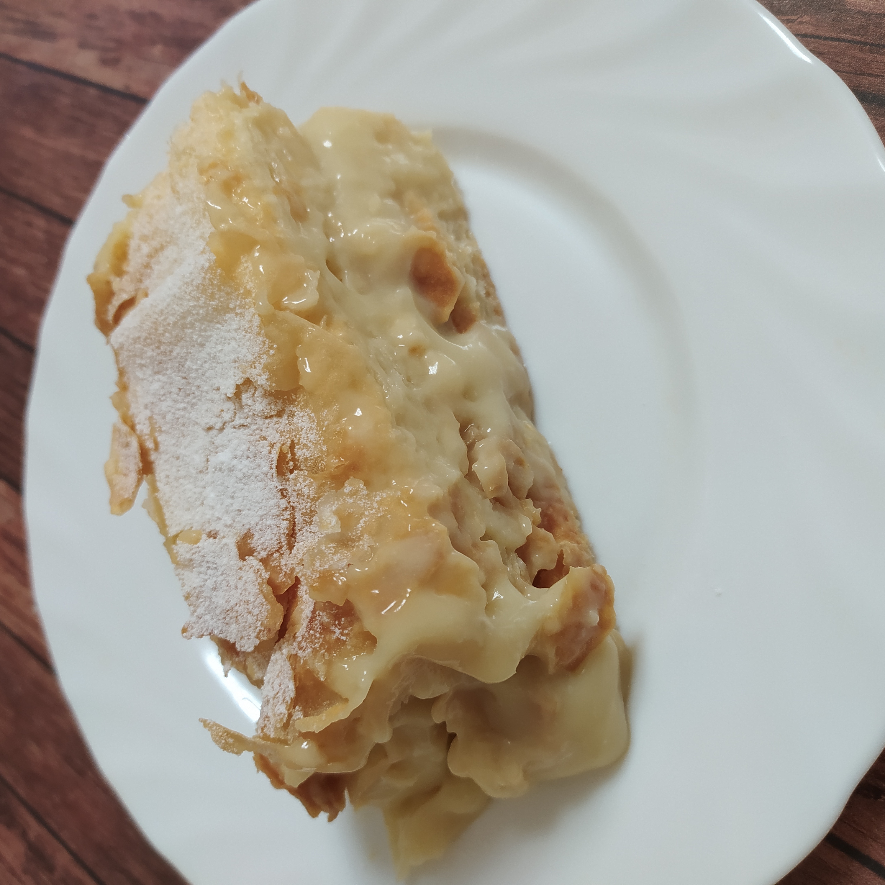"Наполеон" из слоёного теста с кокосовым кремом
