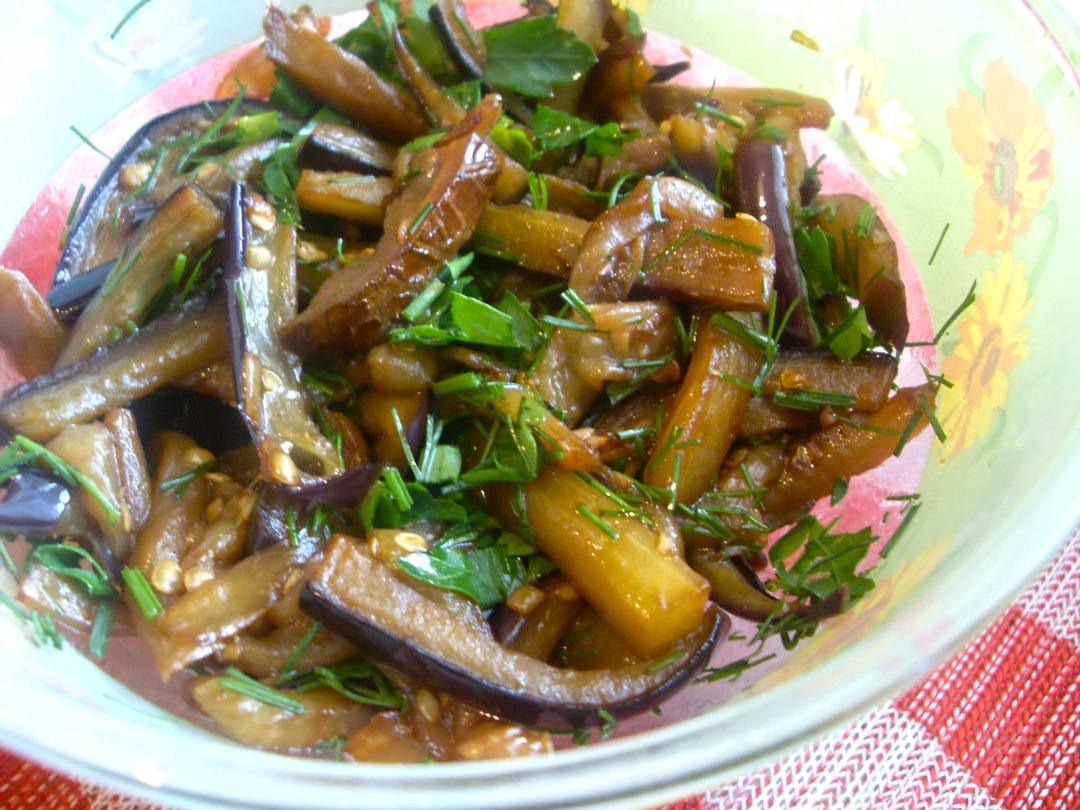 Баклажаны закусочные пикантные