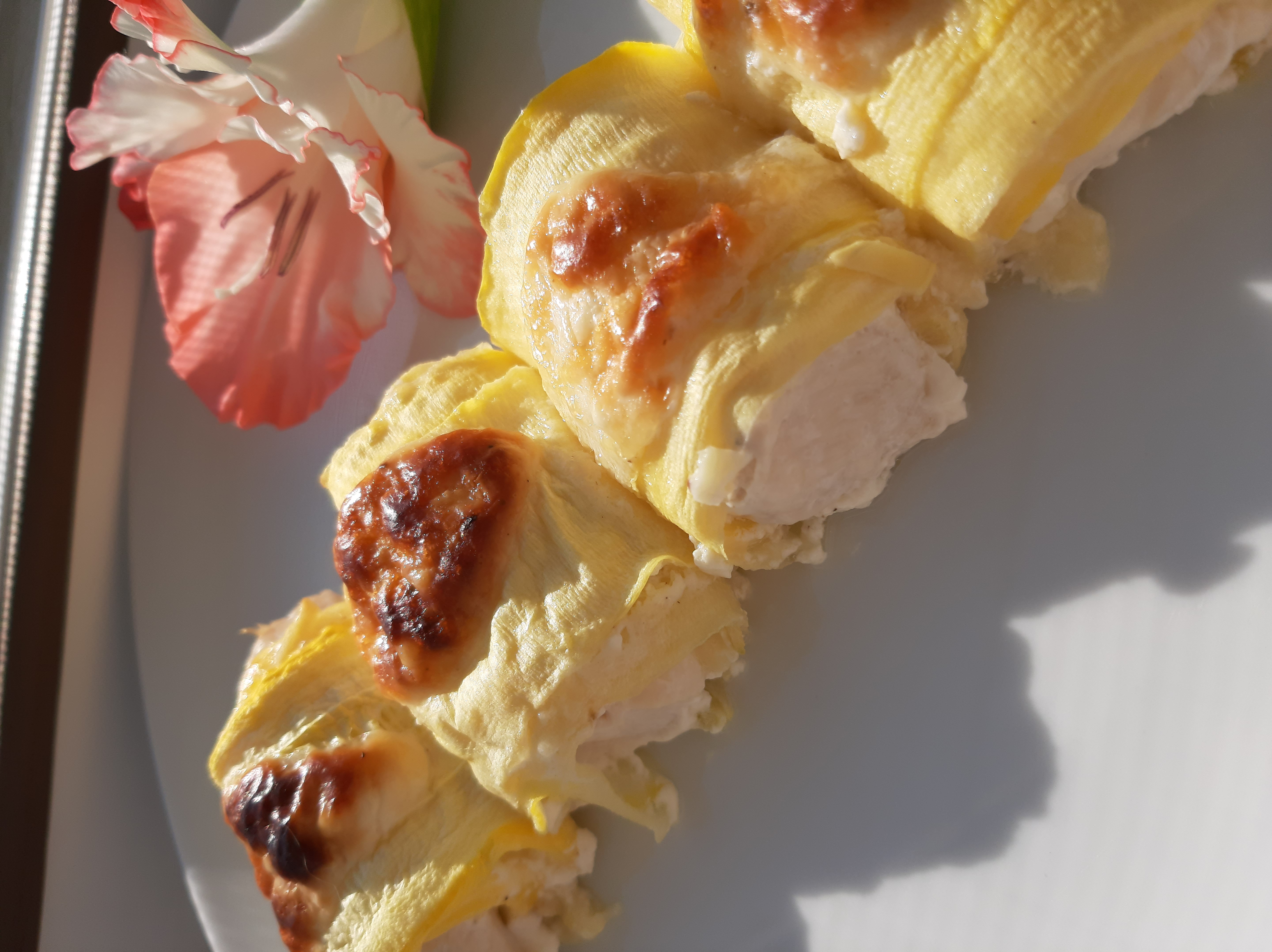 Кабачковые рулетики