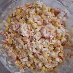 Салат с креветками и крабовыми палочками🦐🦀🌽